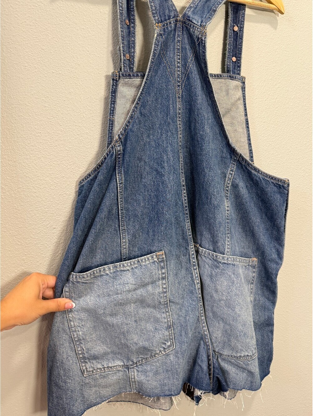 Free People We The Free Rambler Short Shortalls (Denim Overall) - Women's XL NWT - Picture 9 of 11